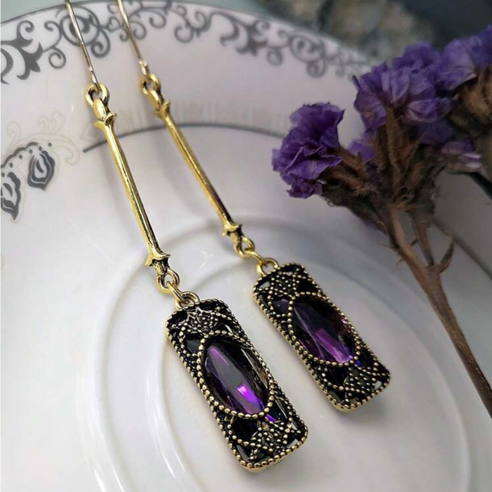 Purple Gemstone Intricate geometric drop earrings. New.